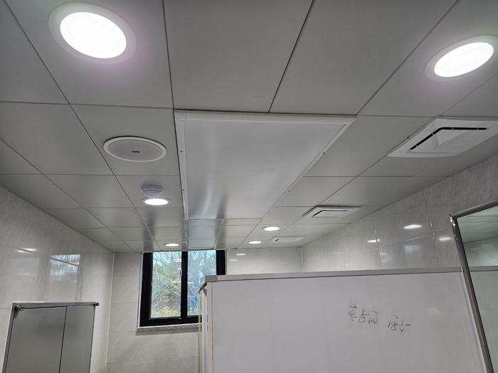 3695294320_Msmzdlpq_b5409a97f2f7628e8e71509485e9cc680fda746a.jpg 이미지크게보기
